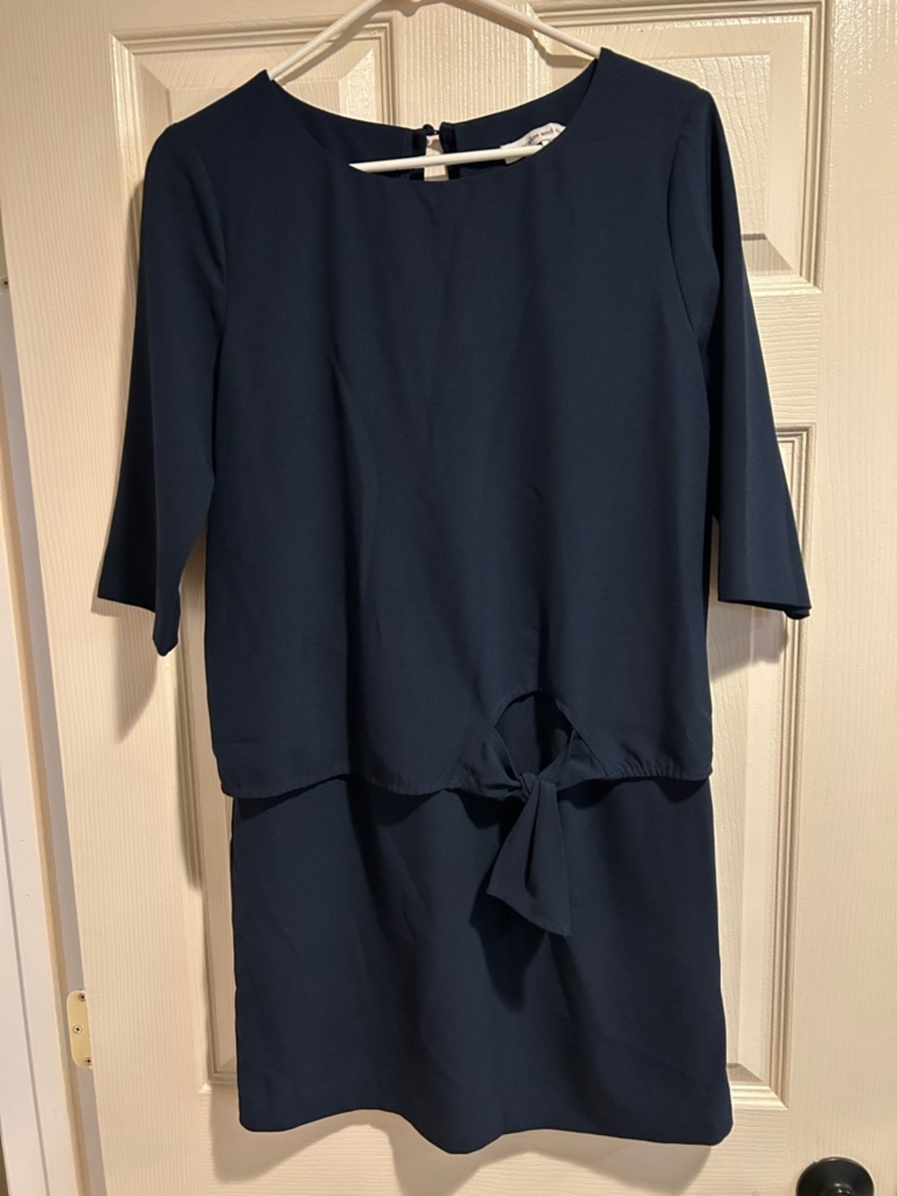 CUPCAKES AND CASHMERE Navy Tie-Front Midi Dress